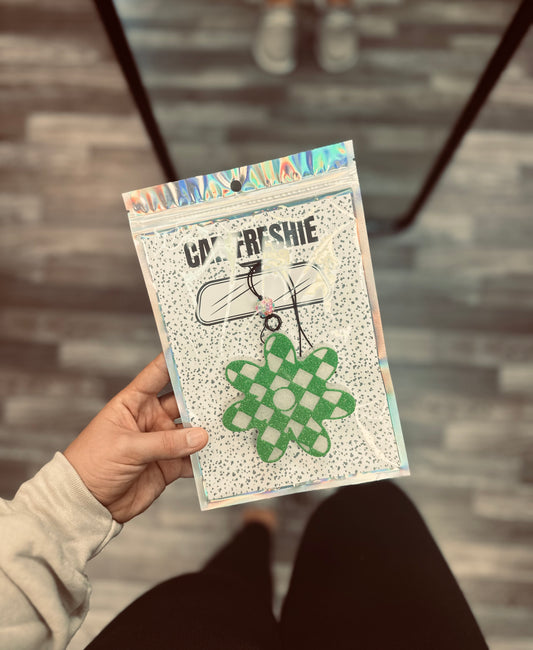 Checkered Flower (Green) || Car Freshie